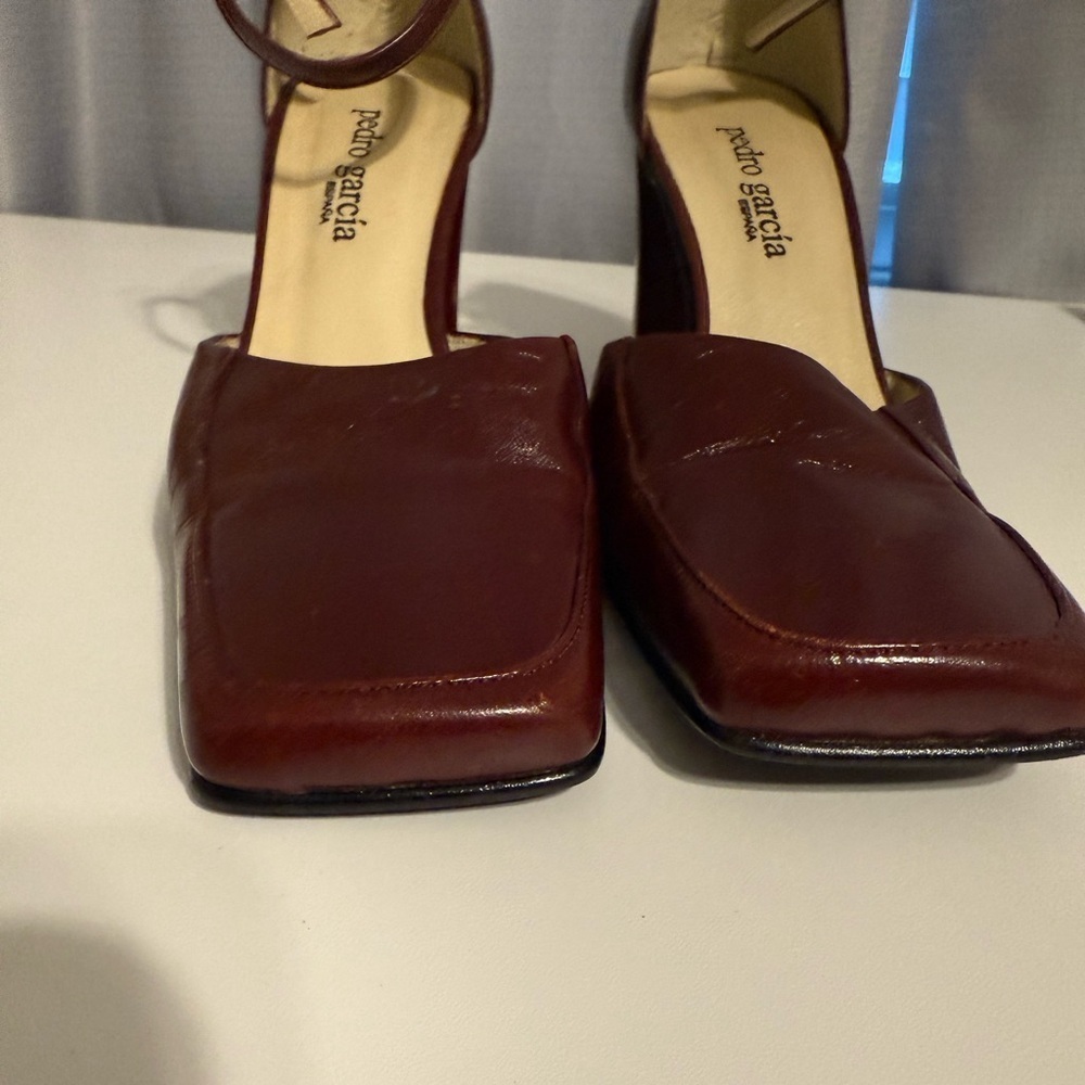Pedro Garcia Burgundy Women's Heels - Picture 4 of 8